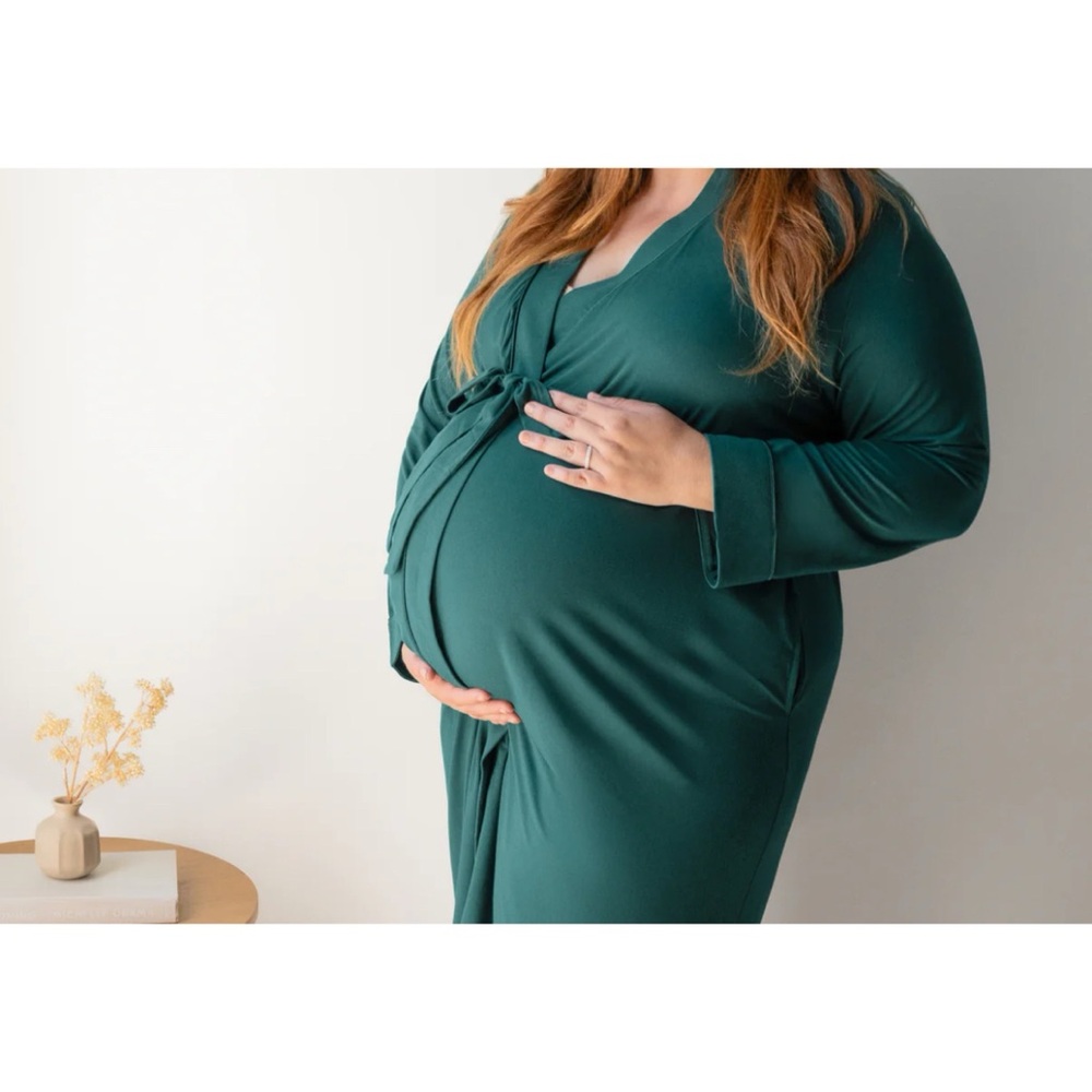 NWT Kindred Bravely Clea Bamboo Robe